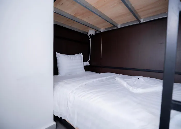 Dormitory Room Mixed